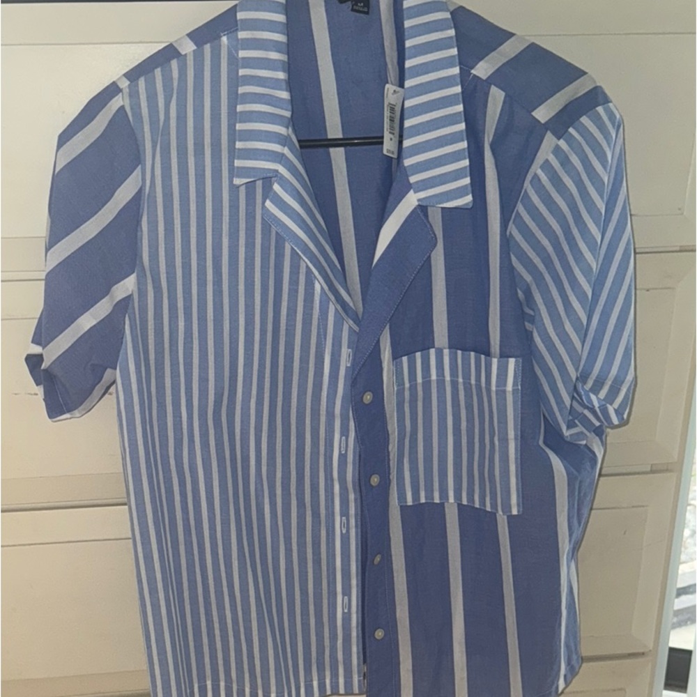 NWT GapBody Shirt